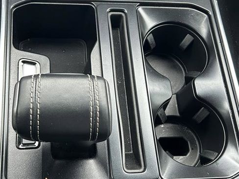 Used 2022 Ford F150 Raptor image 15