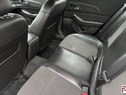 Used 2015 Chevrolet Malibu LT image 13