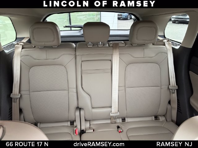 Certified 2022 Lincoln Corsair AWD w/ Equipment Group 101A image 14