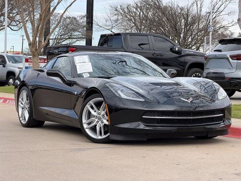 Used 2019 Chevrolet Corvette Stingray Coupe w/ 1LT image 2