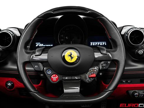 Used 2023 Ferrari F8 Tributo RWD image 33