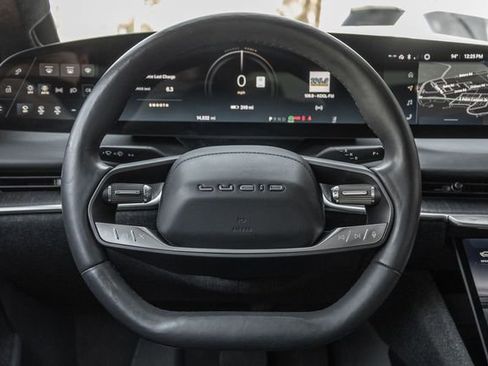 Used 2024 Lucid Air Touring image 8