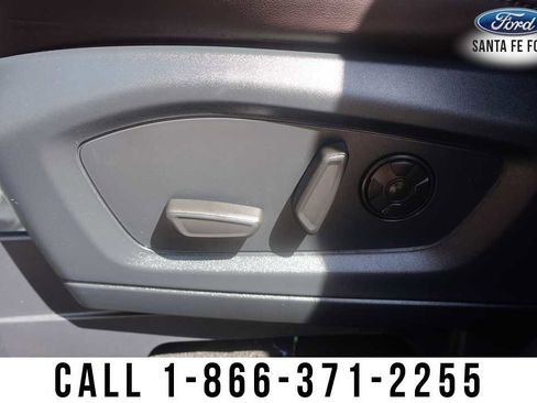 Used 2025 Ford Explorer Platinum image 12