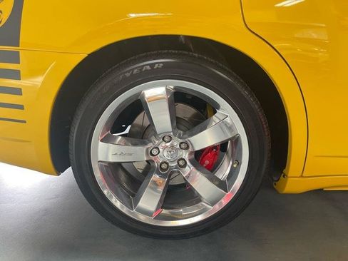 Used 2007 Dodge Charger SRT8 w/ SRT Option Group III RWD image 21