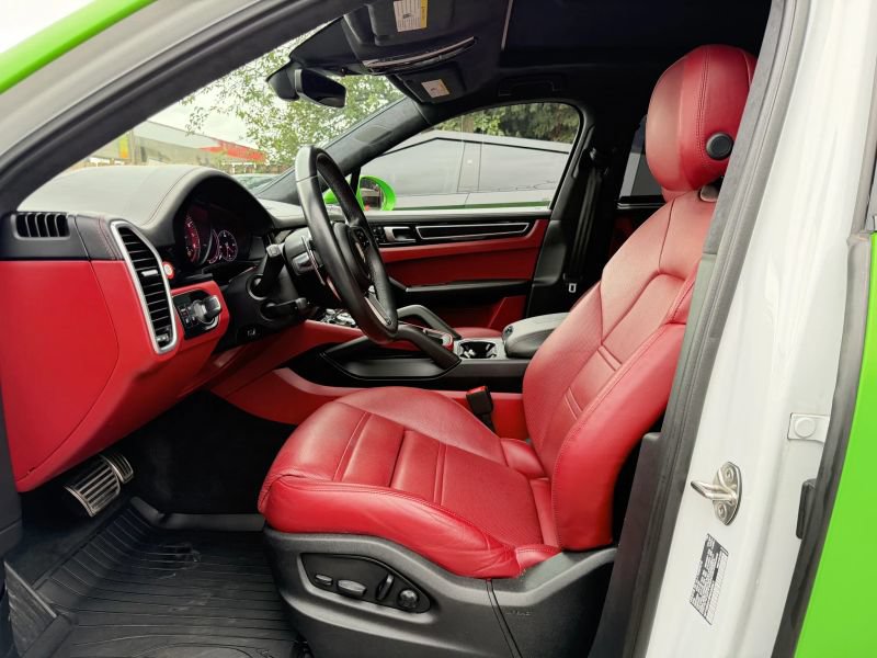 Used 2023 Porsche Cayenne GTS AWD/4WD image 13