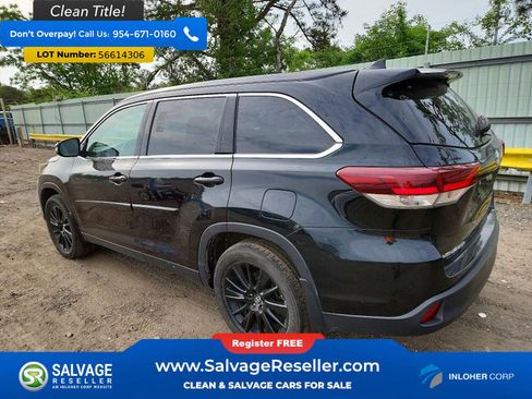 Used 2019 Toyota Highlander SE AWD/4WD image 3