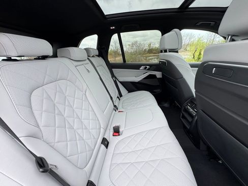 Certified 2024 BMW X5 xDrive40i w/ M Sport Package image 27