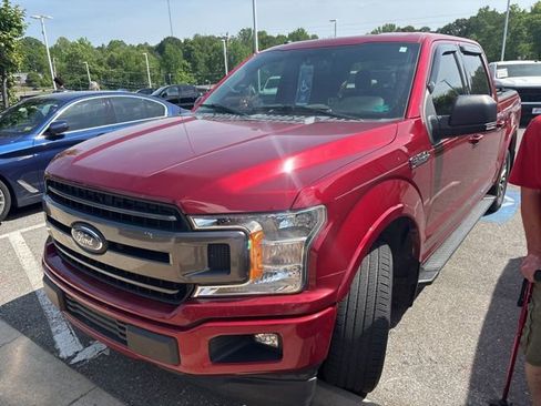 Used 2018 Ford F150 XLT w/ Equipment Group 301A Mid image 3