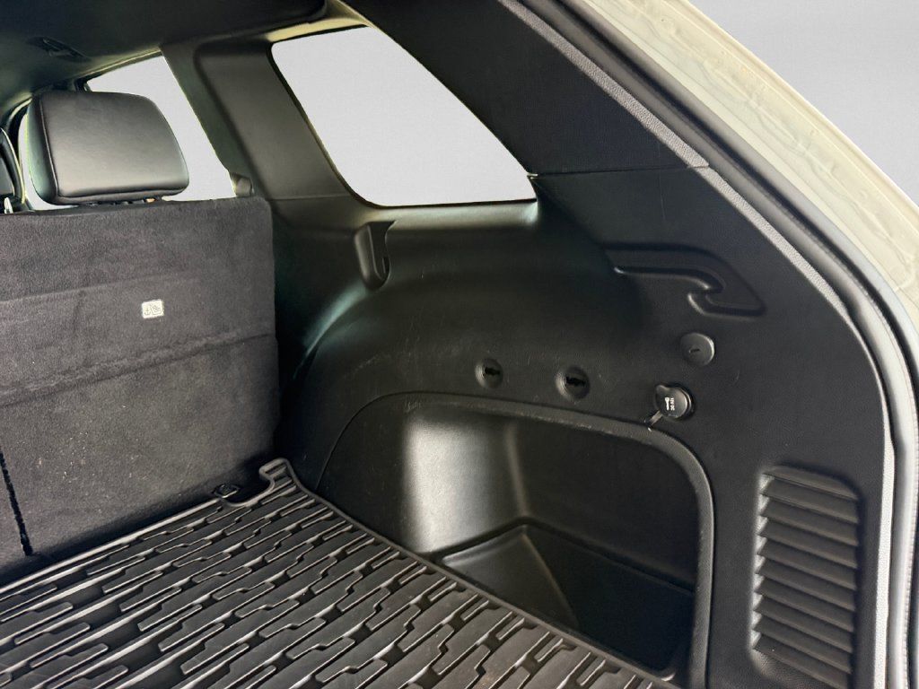Used 2021 Jeep Grand Cherokee Limited X RWD image 28