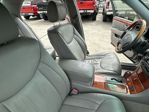 Used 2003 Lexus LS 430 RWD image 66