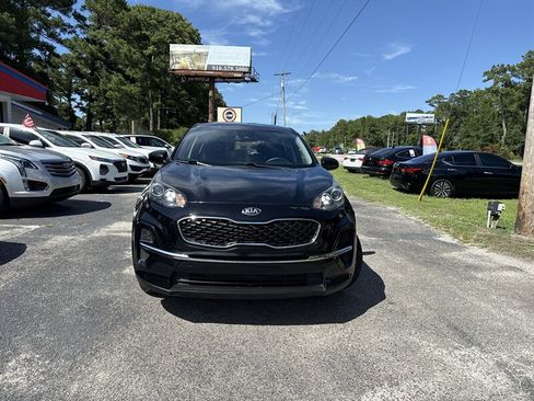 Used 2021 Kia Sportage LX FWD image 2