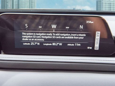 Used 2025 MAZDA CX-30 AWD 2.5 S w/ Select Sport Pkg image 32