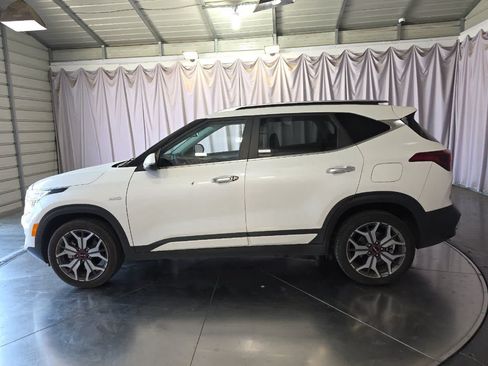 Used 2022 Kia Seltos SX w/ Sunroof Package AWD/4WD image 6