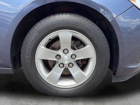 Used 2013 Chevrolet Malibu LS w/ Protection Package FWD image 24