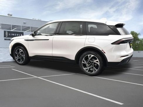 New 2026 Lincoln Nautilus Premier w/ Equipment Group 102A image 2