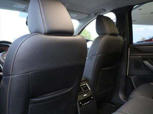 Certified 2025 MAZDA CX-90 3.3 Turbo w/ Select Package image 11