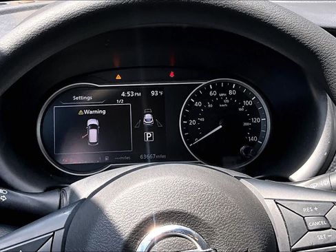 Used 2019 Nissan Kicks SV FWD image 24
