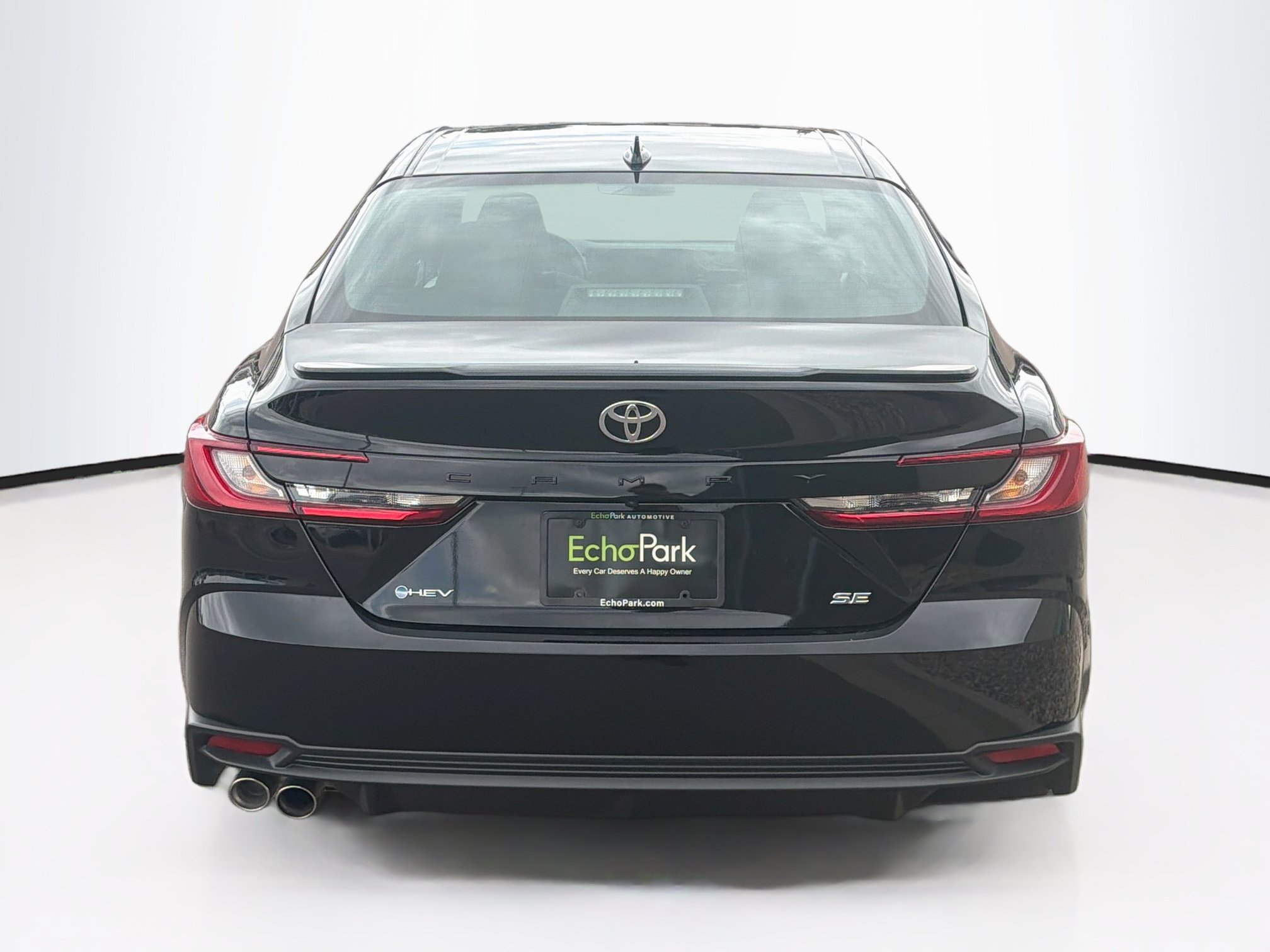 Used 2026 Toyota Camry SE FWD image 7