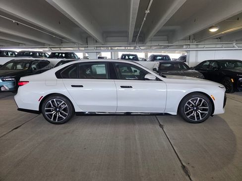 New 2026 BMW 740i xDrive w/ Premium Package AWD/4WD image 3