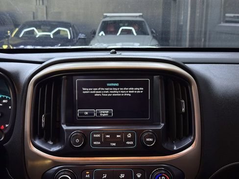 Used 2017 GMC Canyon Denali AWD/4WD image 21