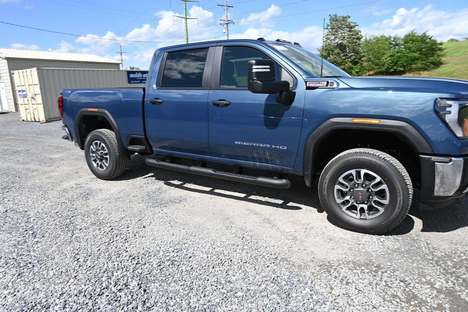 New 2026 GMC Sierra 3500 Pro w/ 1SA Pro Safety Plus Package AWD/4WD image 28