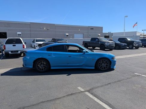 Used 2019 Dodge Charger Scat Pack w/ Plus Group image 4