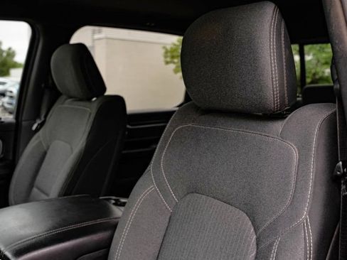 Used 2019 RAM 1500 Big Horn AWD/4WD image 25