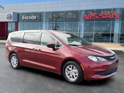 Used 2022 Chrysler Voyager LX