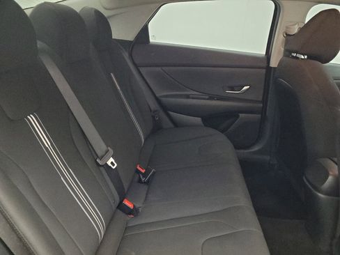 Used 2023 Hyundai Elantra SEL FWD image 19