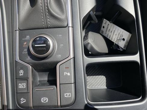 New 2026 Kia Sorento EX image 24