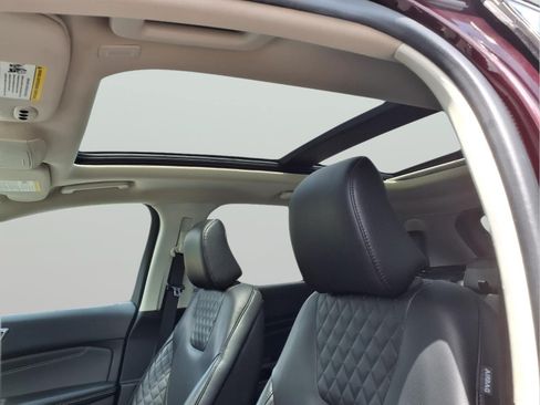 Used 2024 Ford Edge Titanium w/ Equipment Group 301A AWD/4WD image 15