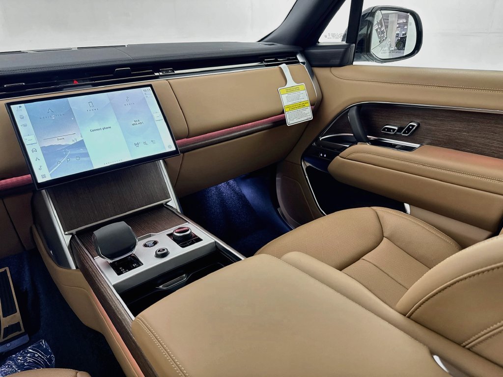 New 2027 Land Rover Range Rover SE AWD/4WD image 24