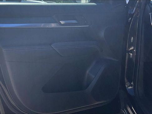Used 2025 GMC Terrain Elevation FWD image 25