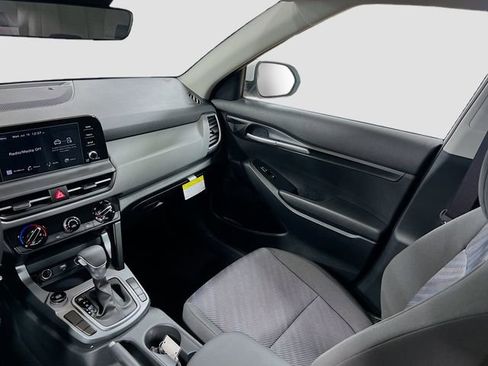 New 2026 Kia Seltos LX image 21