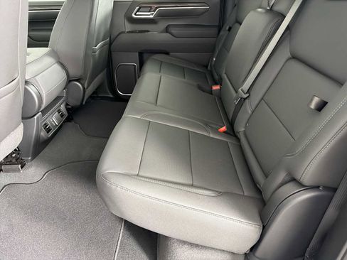 New 2026 GMC Sierra 1500 SLT w/ X31 Off-Road Package AWD/4WD image 18