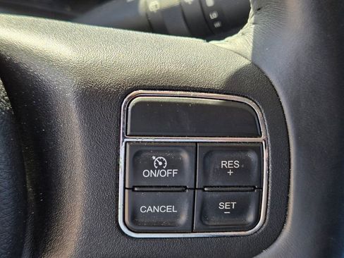 Used 2018 Jeep Wrangler Unlimited Sahara AWD/4WD image 23