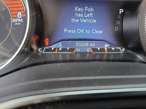 Used 2020 Jeep Cherokee Limited AWD/4WD image 16