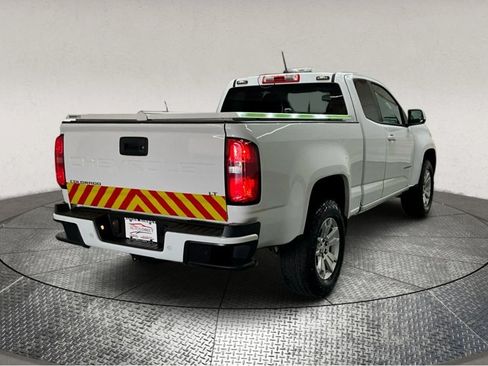 Used 2022 Chevrolet Colorado LT w/ Fleet Safety Package image 8