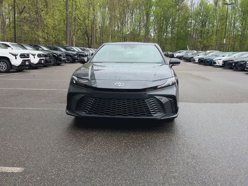 New 2026 Toyota Camry SE FWD image 3
