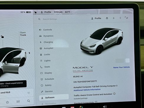 Used 2022 Tesla Model Y Performance AWD/4WD image 18