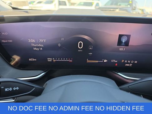 Used 2025 Buick Envision Sport Touring AWD/4WD image 17