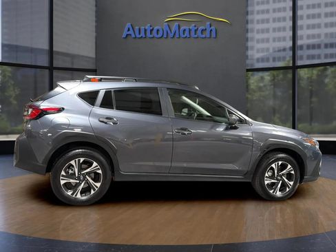 Used 2025 Subaru Crosstrek 2.5i Premium AWD/4WD image 11