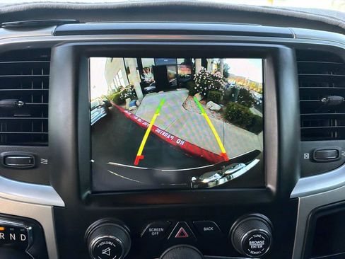 Used 2018 RAM 1500 Big Horn AWD/4WD image 39