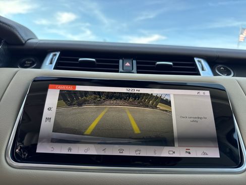 Used 2019 Land Rover Range Rover Sport HSE AWD/4WD image 26