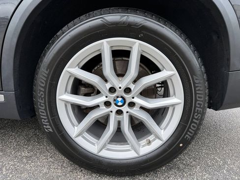 Certified 2022 BMW X5 xDrive40i w/ Premium Package AWD/4WD image 16