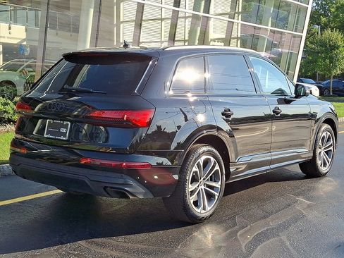 Certified 2025 Audi Q7 Premium Plus image 12
