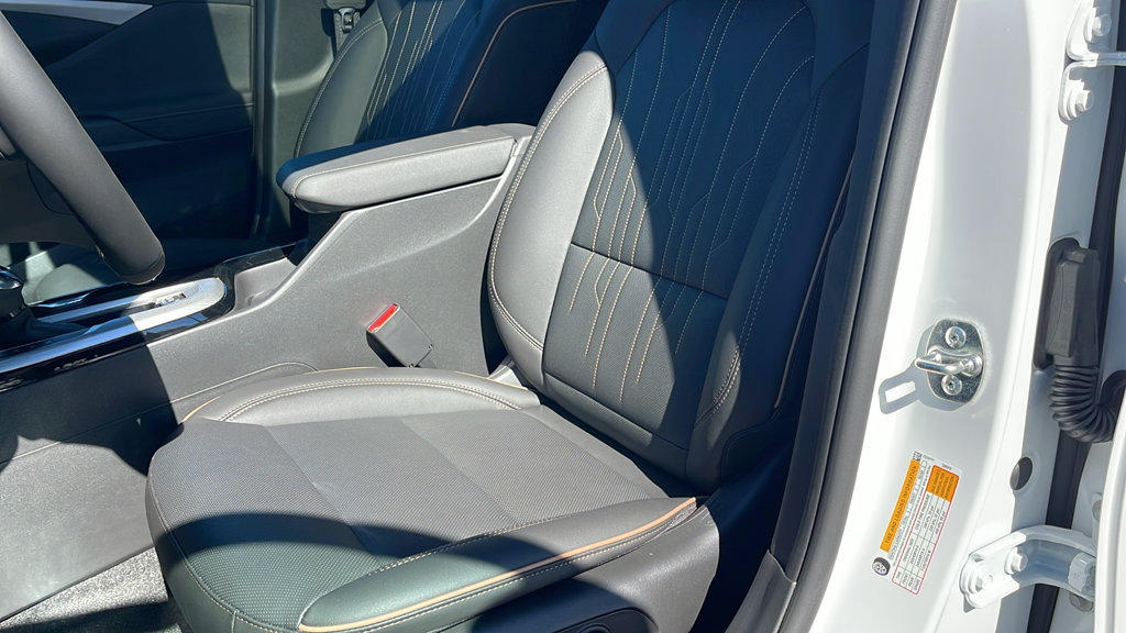 New 2026 Buick Envista Sport Touring FWD image 11