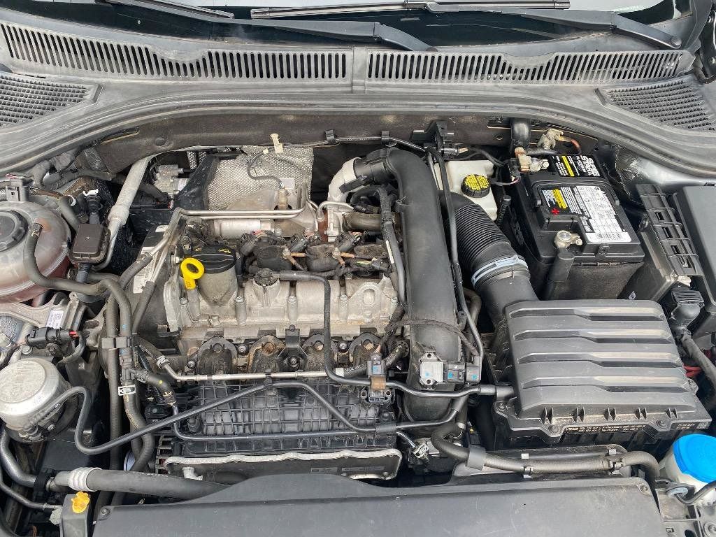 Used 2019 Volkswagen Jetta SE FWD image 24