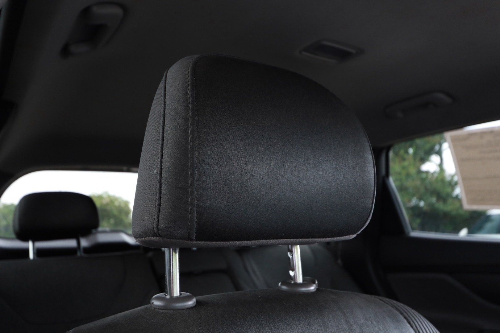 Used 2020 Hyundai Santa Fe SE FWD image 30