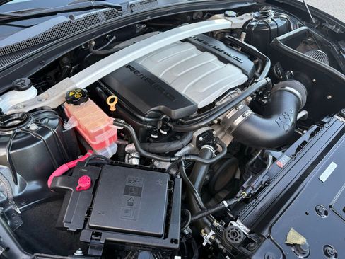 Used 2017 Chevrolet Camaro SS image 29